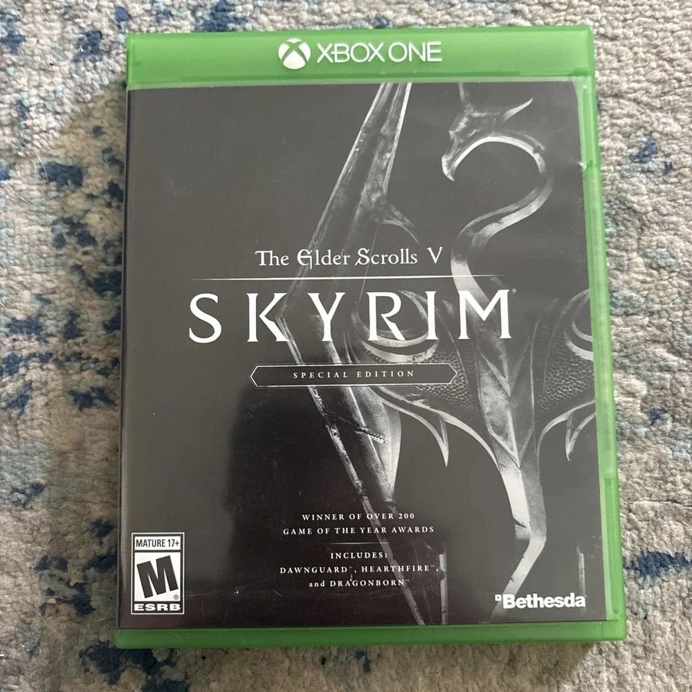 The Elder Scrolls V: Skyrim - Special Edition (Xbox One, 2016) CIB